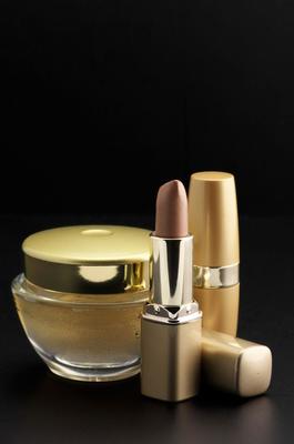 化妆品图片-眼影口红化妆品素材-高清图片-摄影照片-寻图免费打包下载